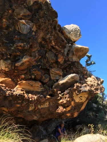 Rocks forms overhang to create hide-out